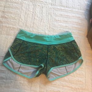 RARE, Lululemon Seawheeze 2016 speed shorts size 6